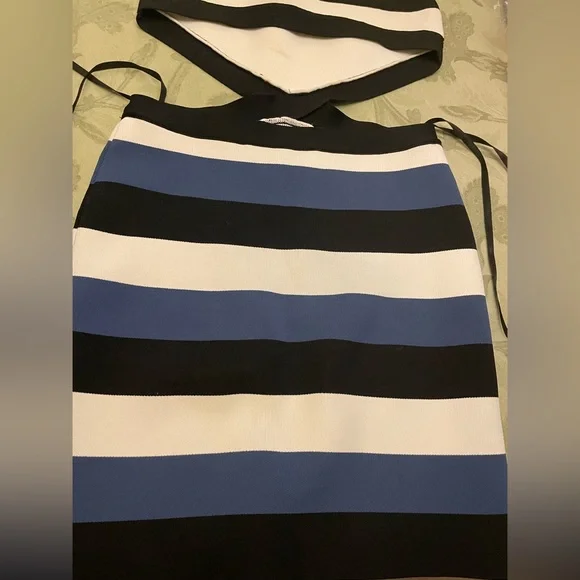 BCBGMaxAzria Elle Cutout Bandage Stripe Body-con Color block Mini Dress Small - Picture 10 of 16